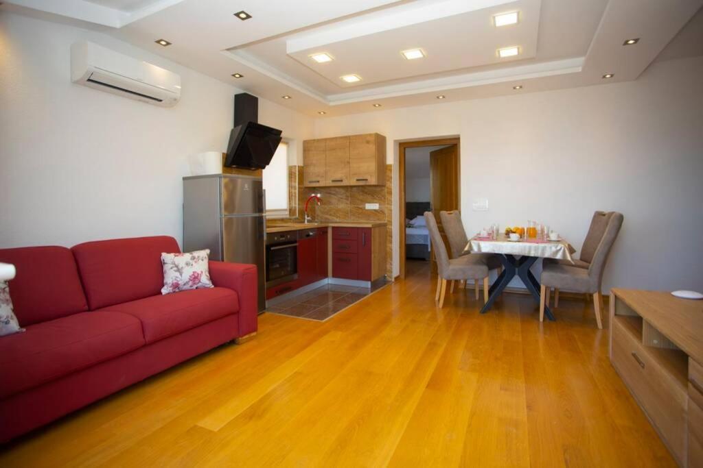 Apartments Ivica #7 Makarska Bagian luar foto
