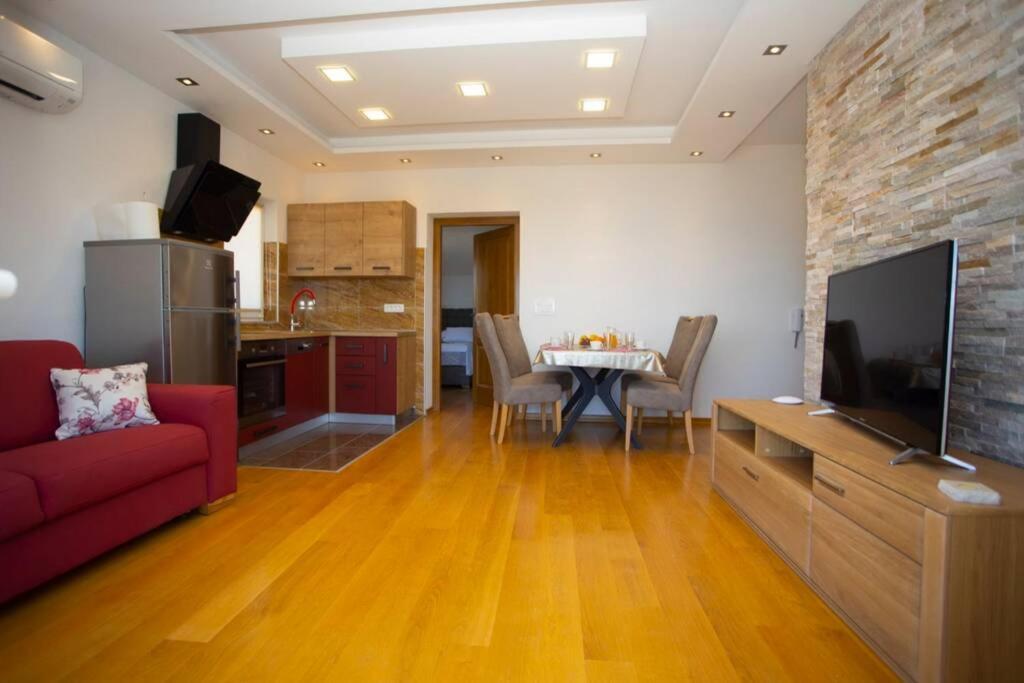 Apartments Ivica #7 Makarska Bagian luar foto