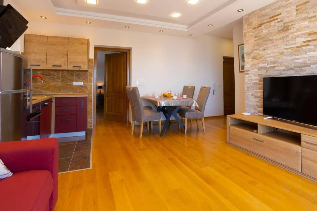 Apartments Ivica #7 Makarska Bagian luar foto